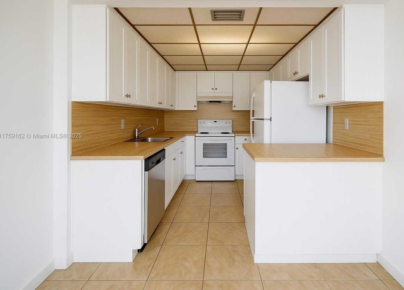 Small Image of 1300 SOUTH WEST 122ND AVE #310-2, Miami Number 7