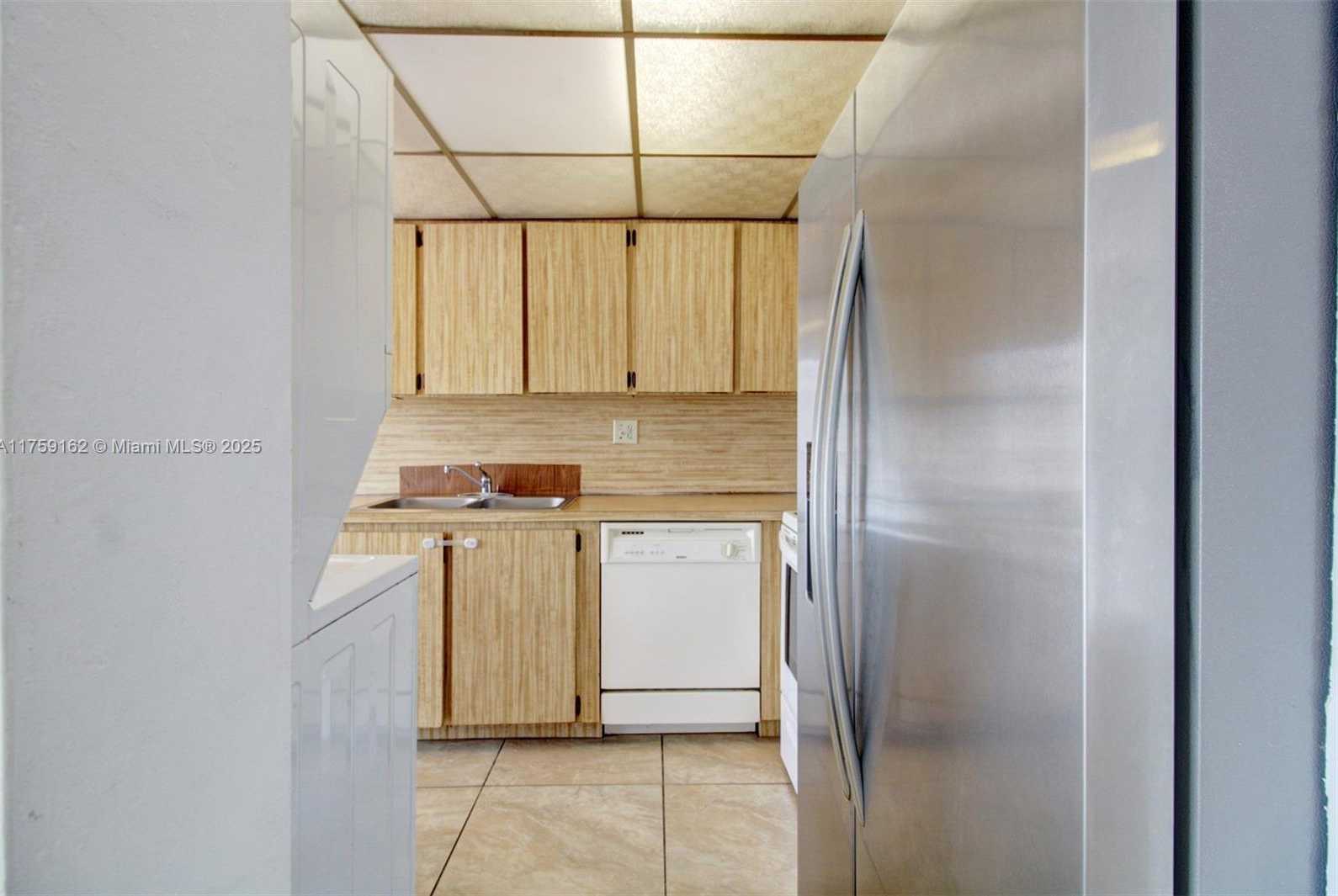 Small Image of 1300 SOUTH WEST 122ND AVE #310-2, Miami Number 8