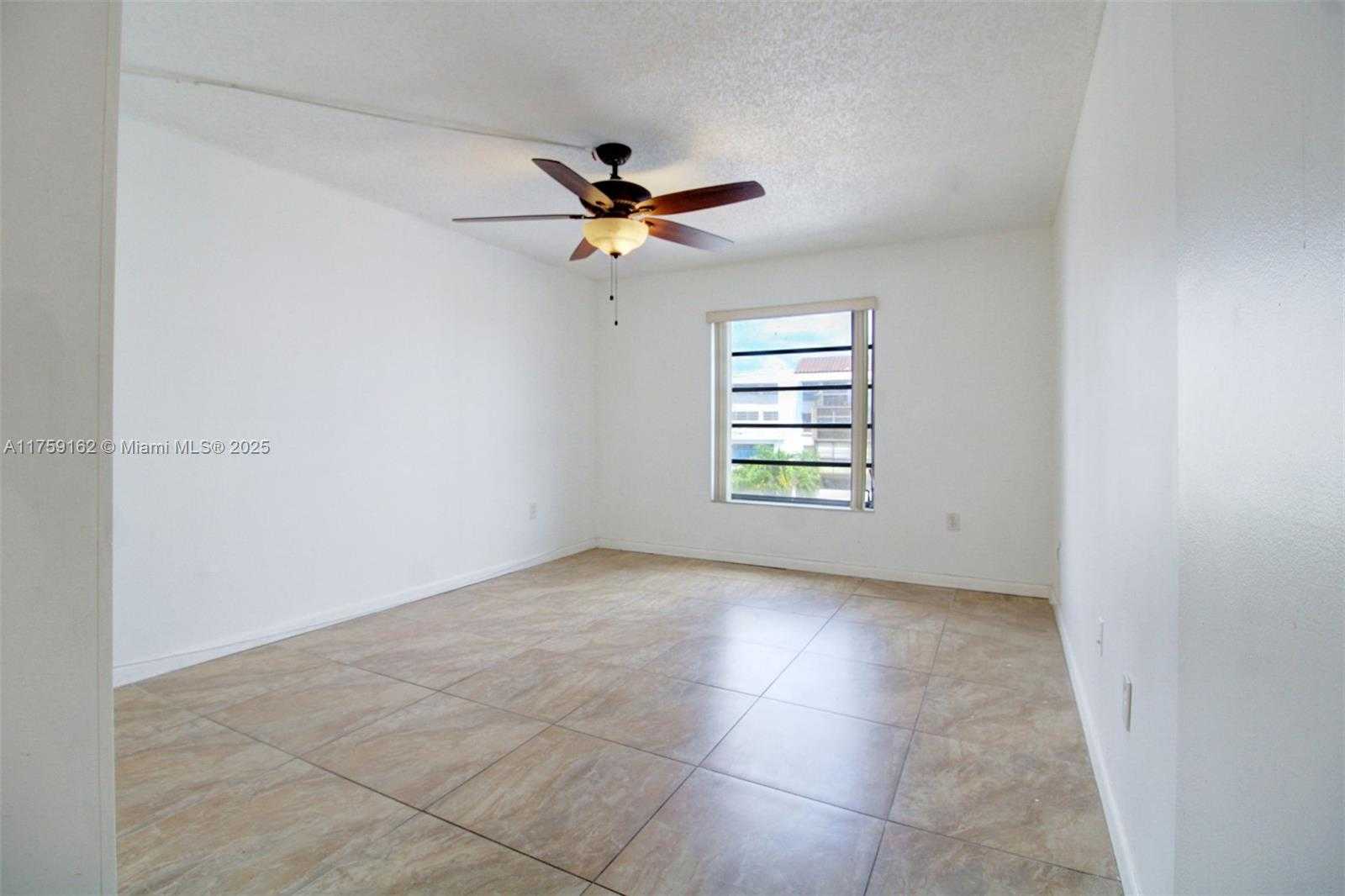 Small Image of 1300 SOUTH WEST 122ND AVE #310-2, Miami Number 9