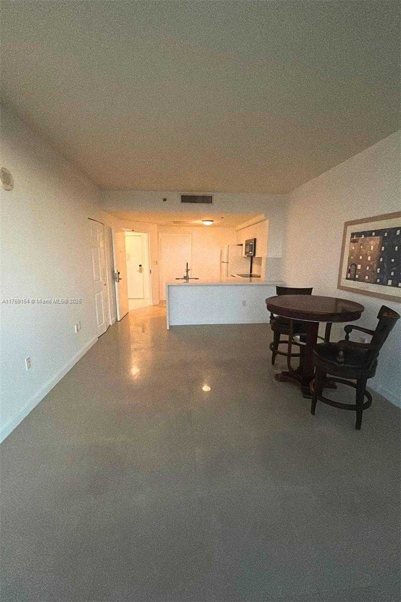 Small Image of 2889 MCFARLANE RD #1511, Miami Number 11