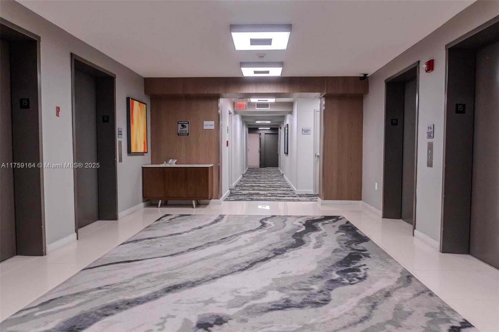Small Image of 2889 MCFARLANE RD #1511, Miami Number 21
