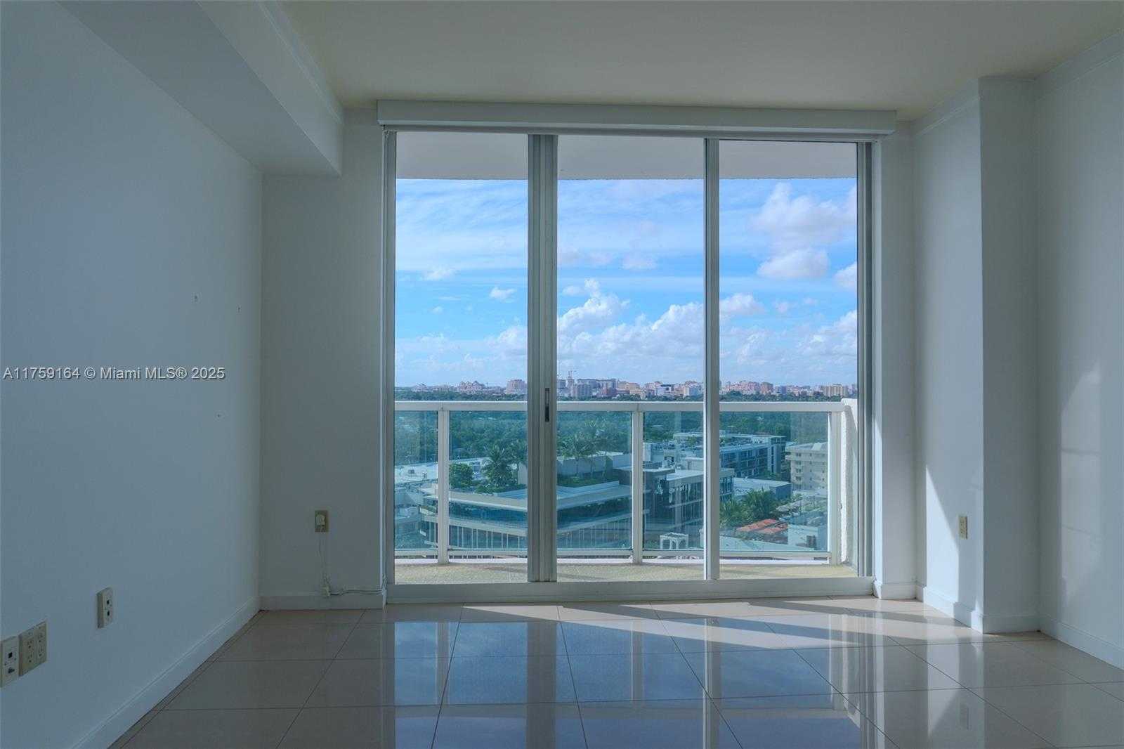 Small Image of 2889 MCFARLANE RD #1511, Miami Number 4