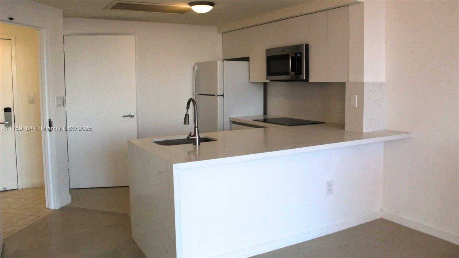 Small Image of 2889 MCFARLANE RD #1511, Miami Number 9