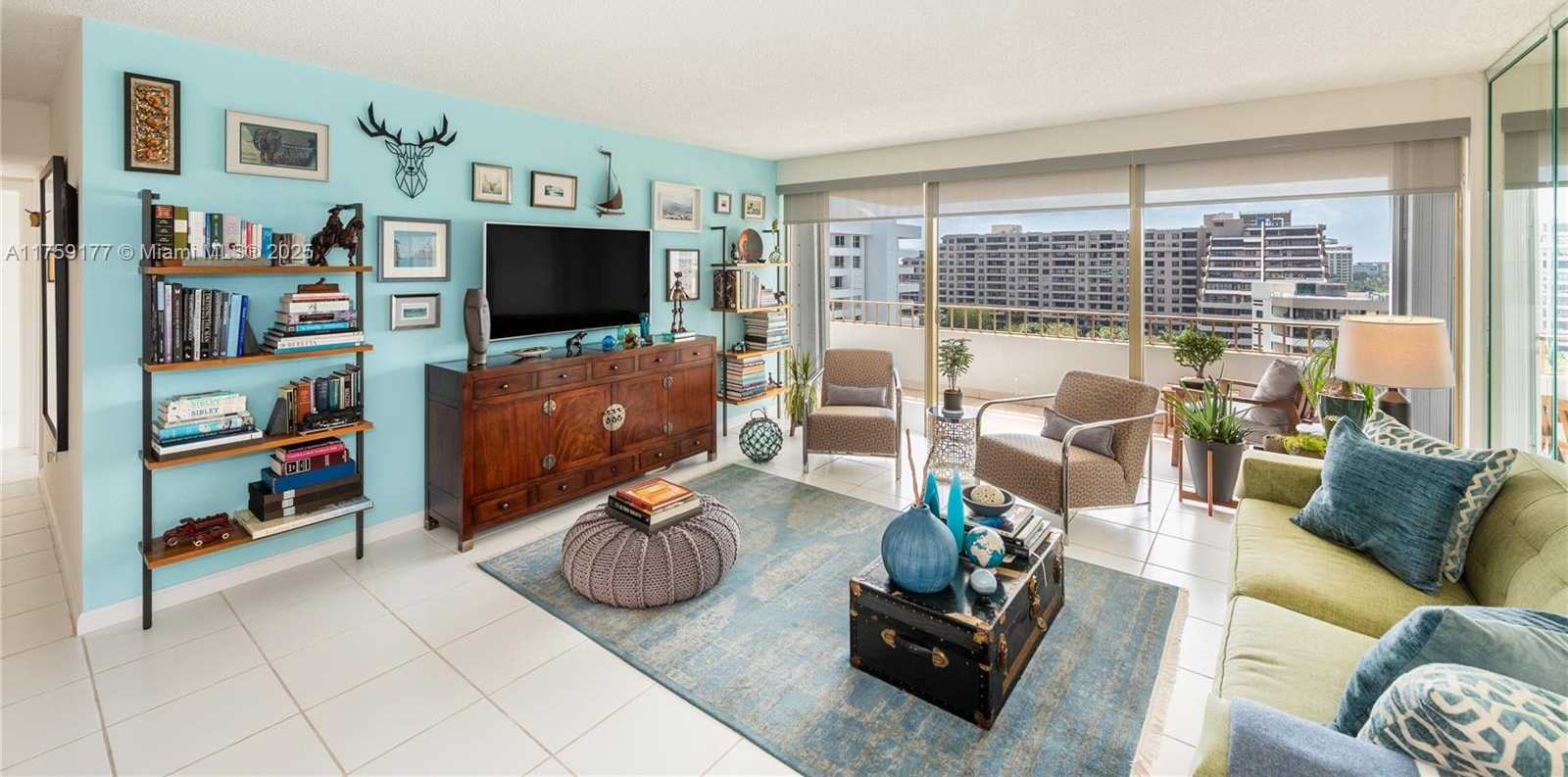Small Image of 155 OCEAN LANE DR #1113, Key Biscayne Number 5