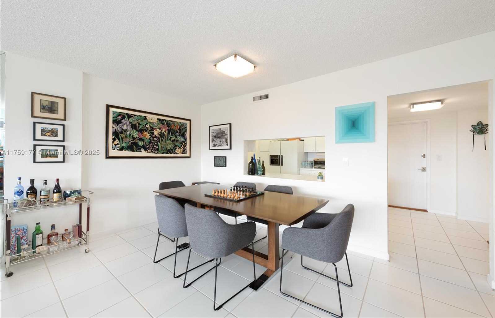 Small Image of 155 OCEAN LANE DR #1113, Key Biscayne Number 7