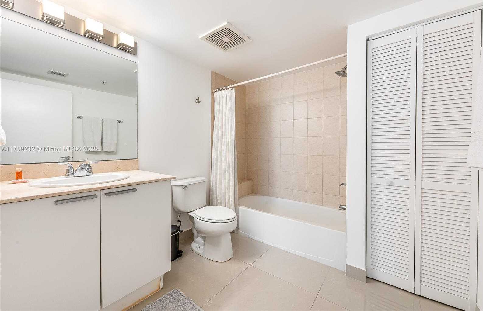 Small Image of 16699 COLLINS AVE #1809, Sunny Isles Beach Number 20