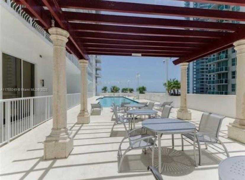 Small Image of 1200 BRICKELL BAY DR #3318, Miami Number 23