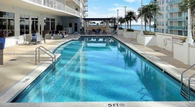 Small Image of 1200 BRICKELL BAY DR #3318, Miami Number 7