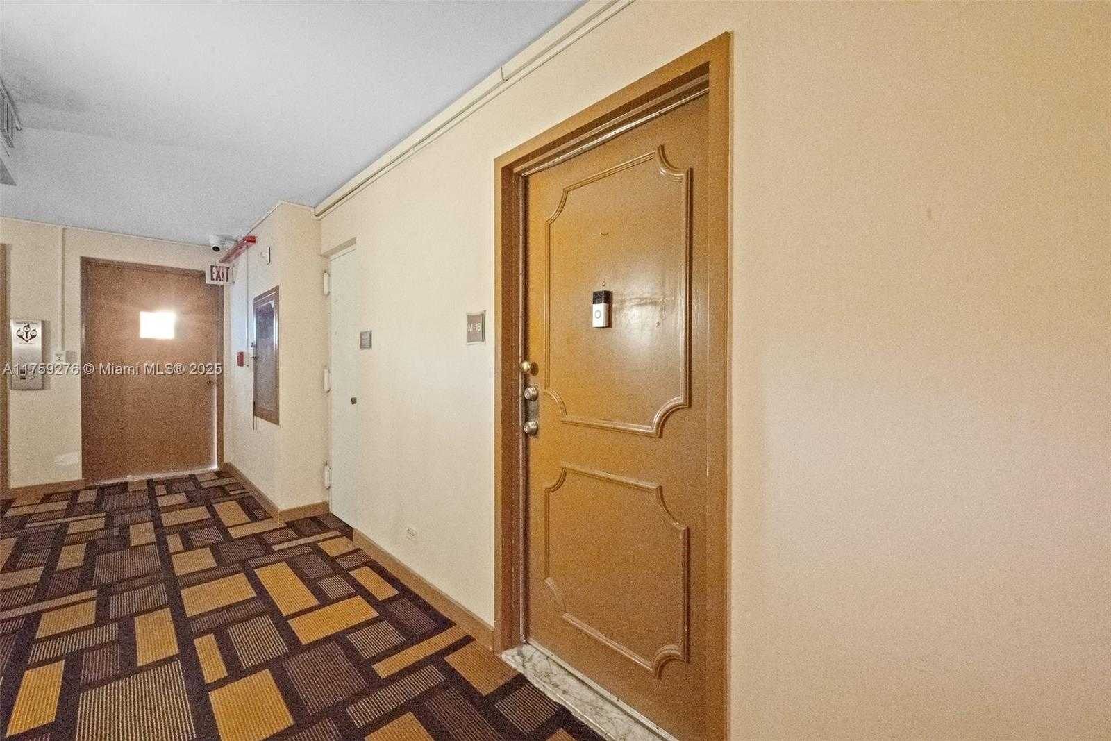 Small Image of 231 174TH ST #M18, Sunny Isles Beach Number 24