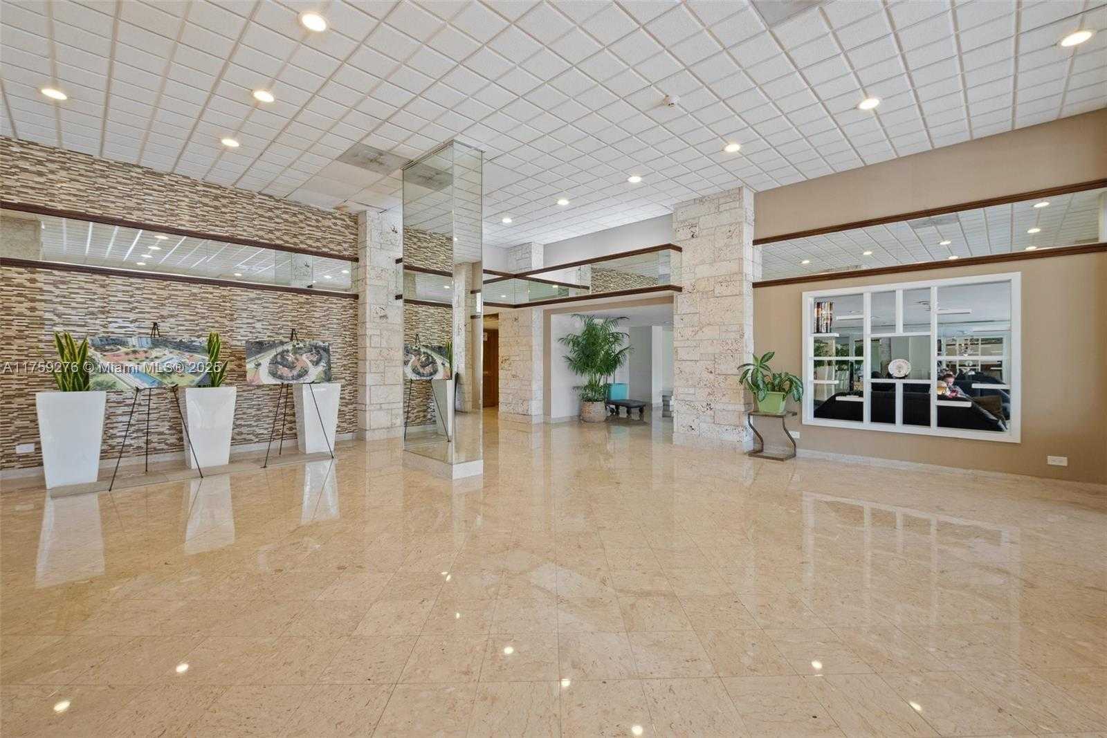 Small Image of 231 174TH ST #M18, Sunny Isles Beach Number 27