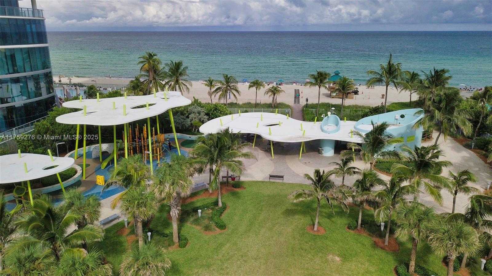 Small Image of 231 174TH ST #M18, Sunny Isles Beach Number 31