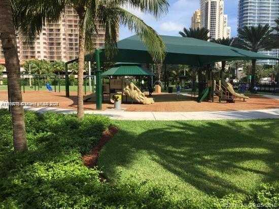 Small Image of 231 174TH ST #M18, Sunny Isles Beach Number 33