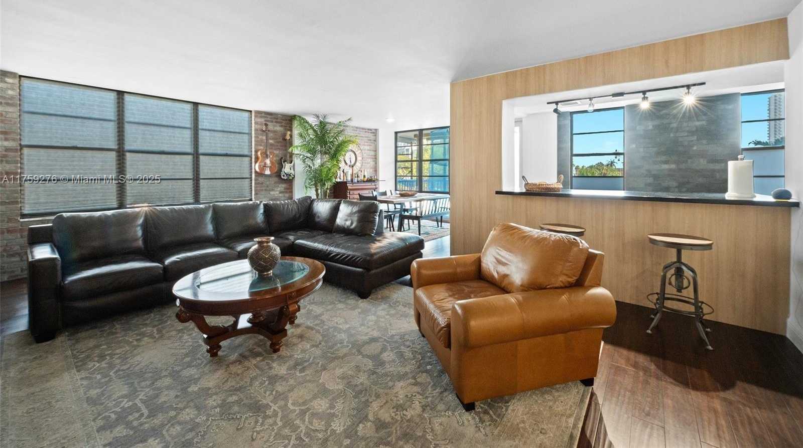 Small Image of 231 174TH ST #M18, Sunny Isles Beach Number 4