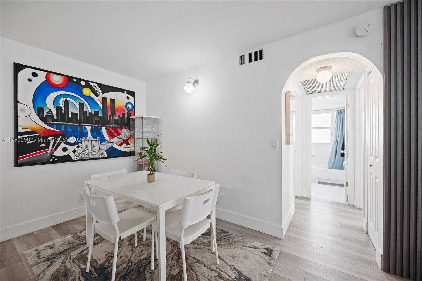 Small Image of 835 TWIN LAKES DR #30-C, Coral Springs Number 13