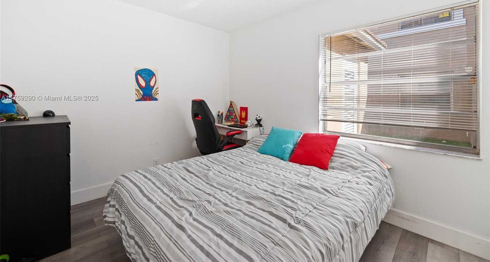Small Image of 835 TWIN LAKES DR #30-C, Coral Springs Number 20