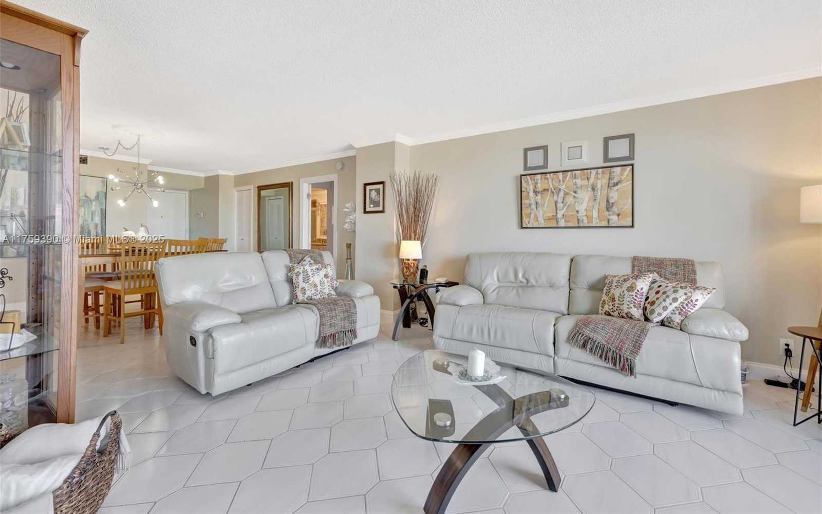 Small Image of 1500 SOUTH OCEAN DR #14B, Hollywood Number 14