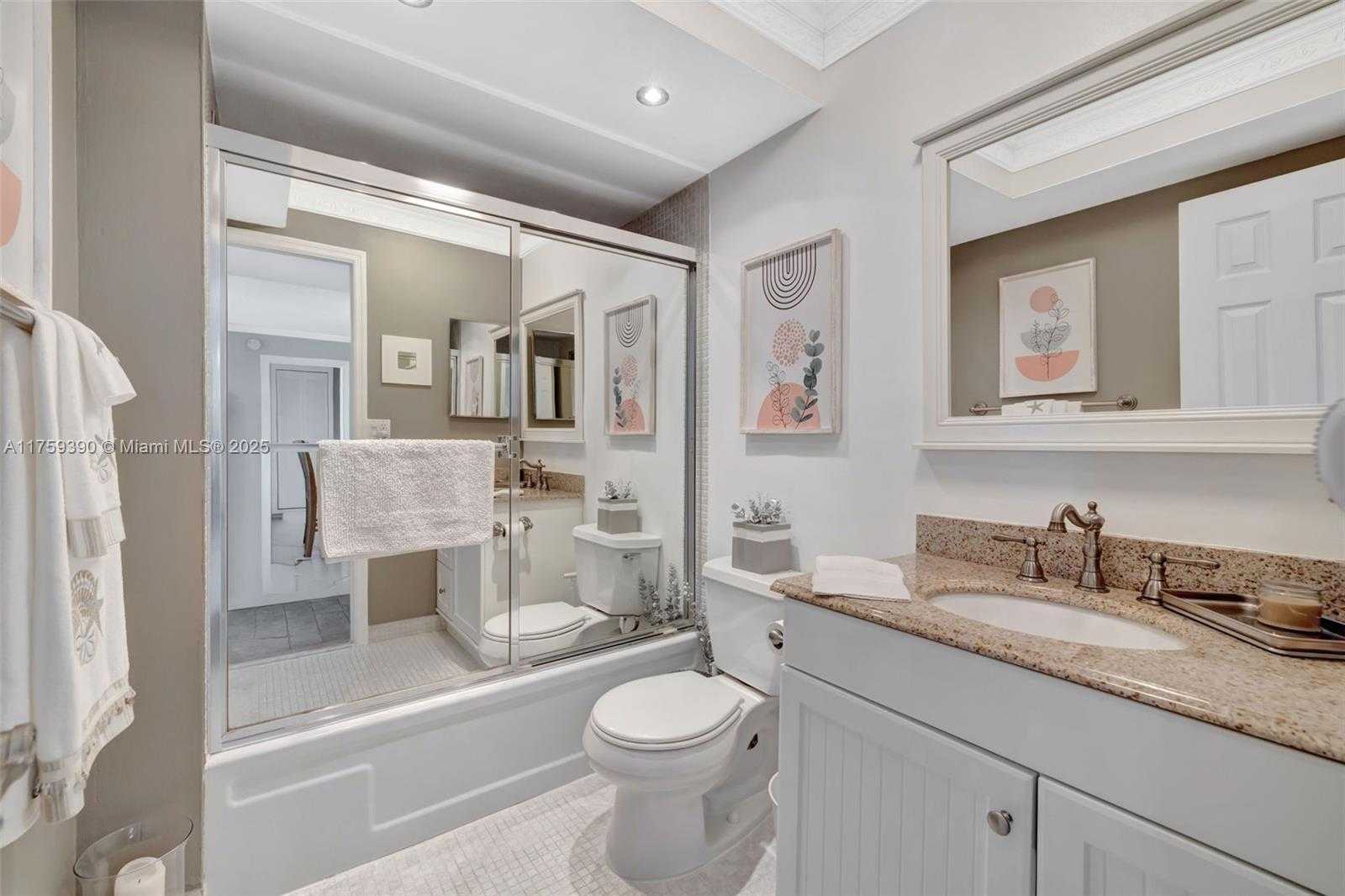Small Image of 1500 SOUTH OCEAN DR #14B, Hollywood Number 26