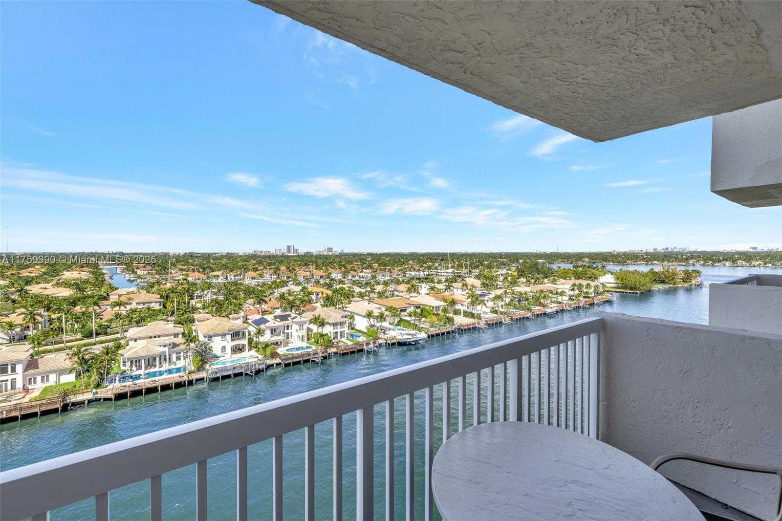 Small Image of 1500 SOUTH OCEAN DR #14B, Hollywood Number 27
