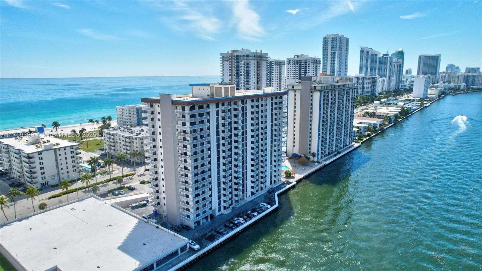 Small Image of 1500 SOUTH OCEAN DR #14B, Hollywood Number 35