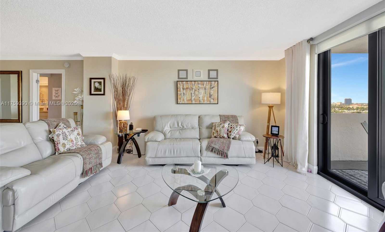 Small Image of 1500 SOUTH OCEAN DR #14B, Hollywood Number 6