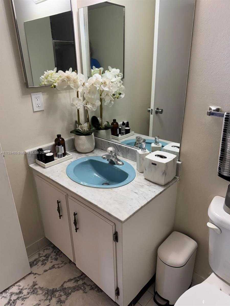 Small Image of 500 THREE ISLANDS BLVD #908, Hallandale Beach Number 9