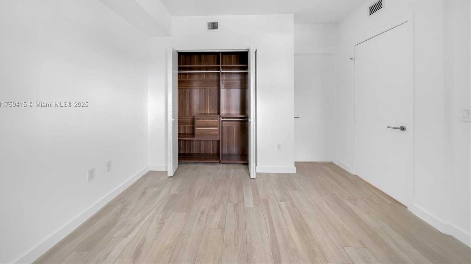 Small Image of 460 NORTH EAST 28TH ST #903, Miami Number 14