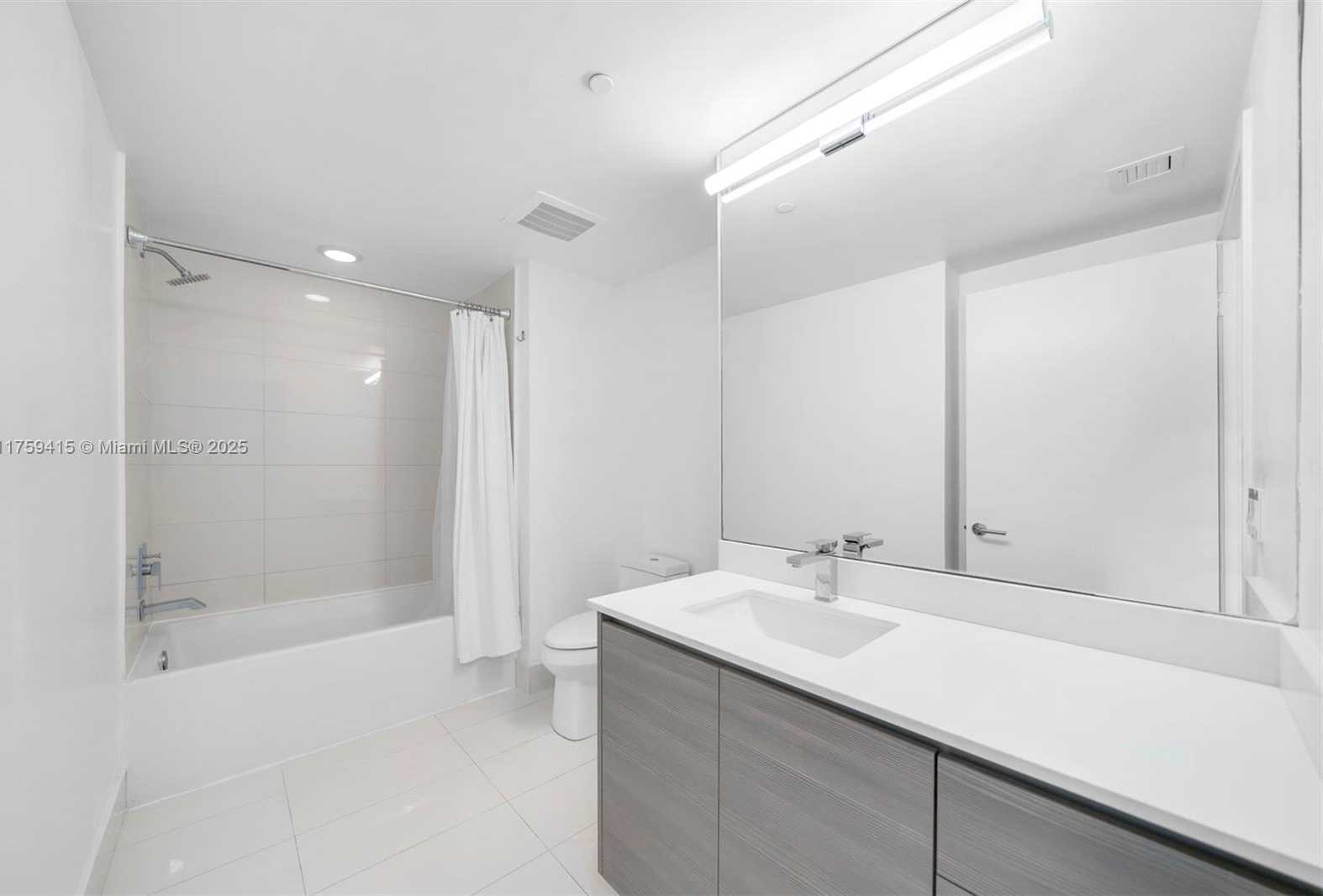 Small Image of 460 NORTH EAST 28TH ST #903, Miami Number 15