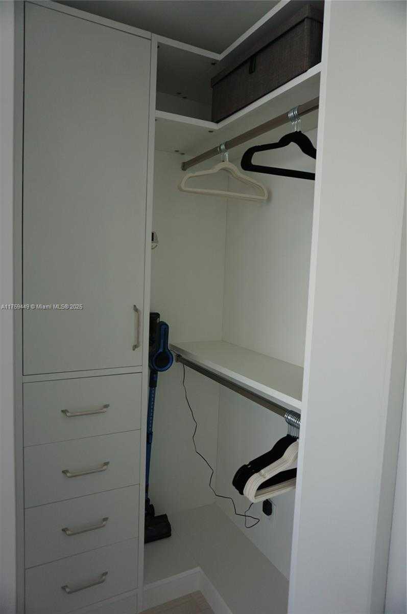 Small Image of 18975 COLLINS AVE #3405, Sunny Isles Beach Number 39