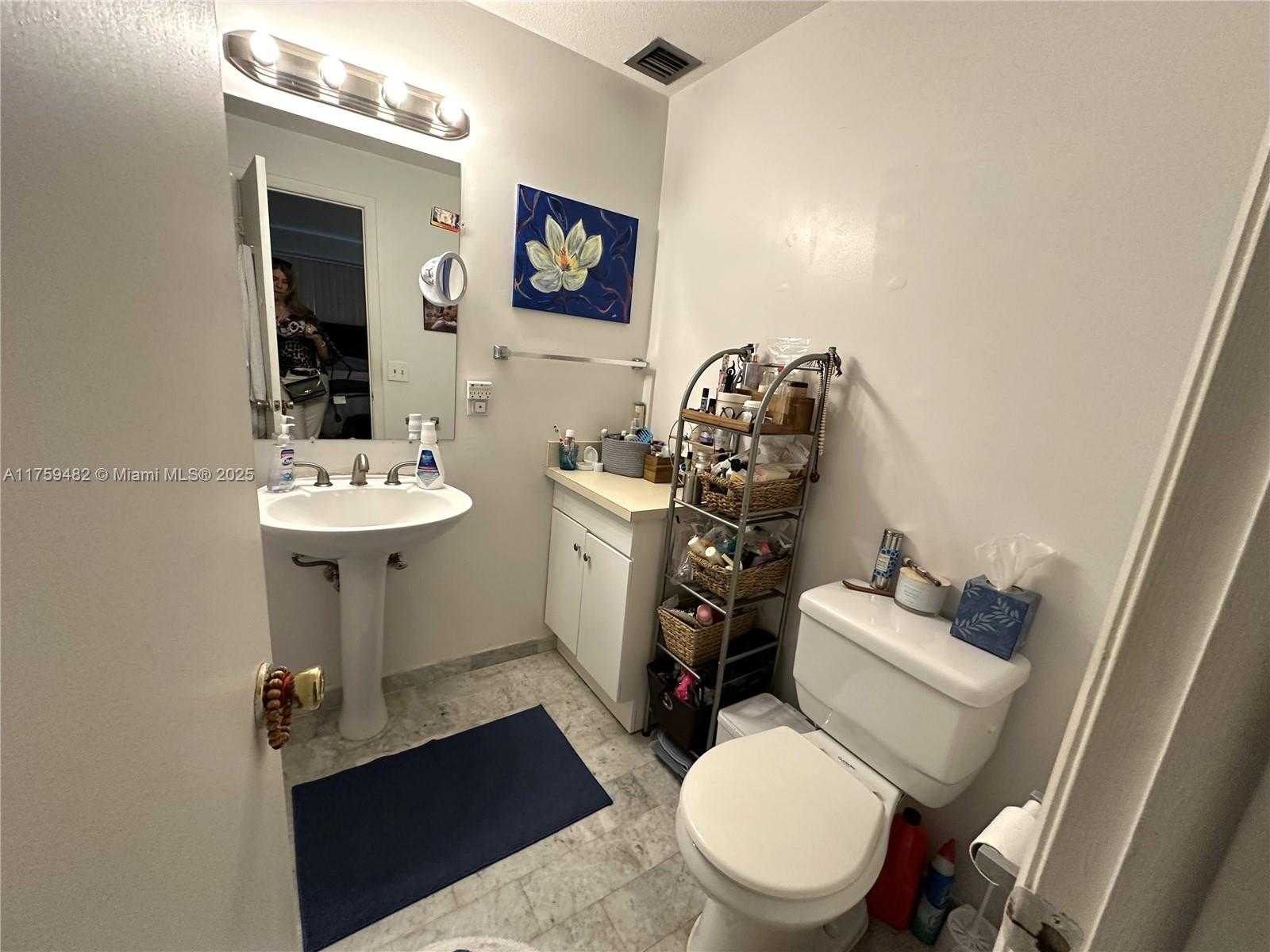 Small Image of 10023 SOUTH WEST 77TH CT, Miami Number 11