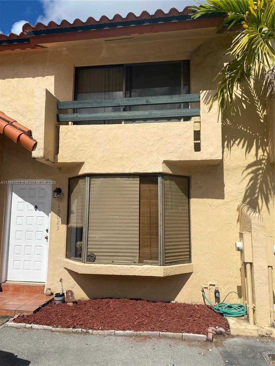 Small Image of 10023 SOUTH WEST 77TH CT, Miami Number 20