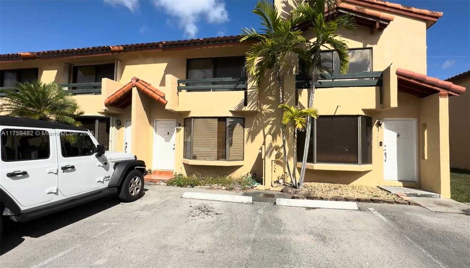 Small Image of 10023 SOUTH WEST 77TH CT, Miami Number 25