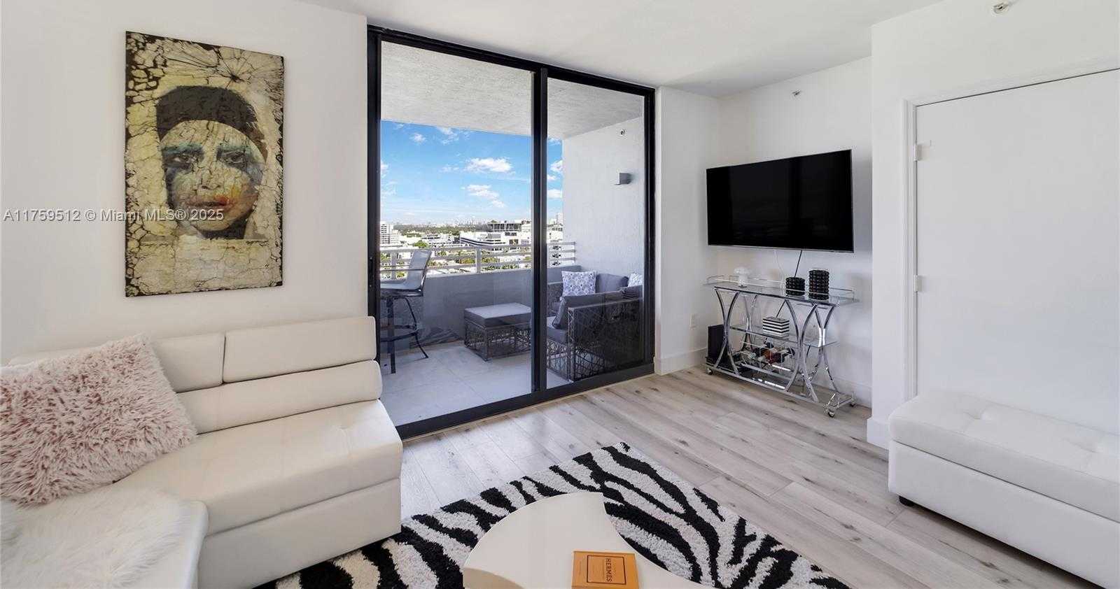 Small Image of 1330 WEST AVE #1503, Miami Beach Number 14