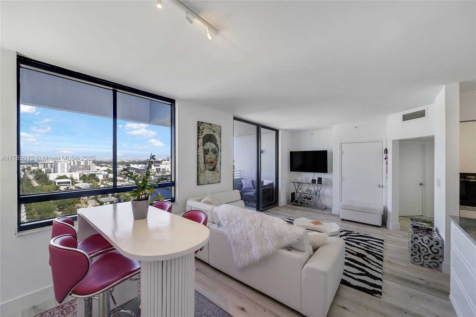 Small Image of 1330 WEST AVE #1503, Miami Beach Number 15