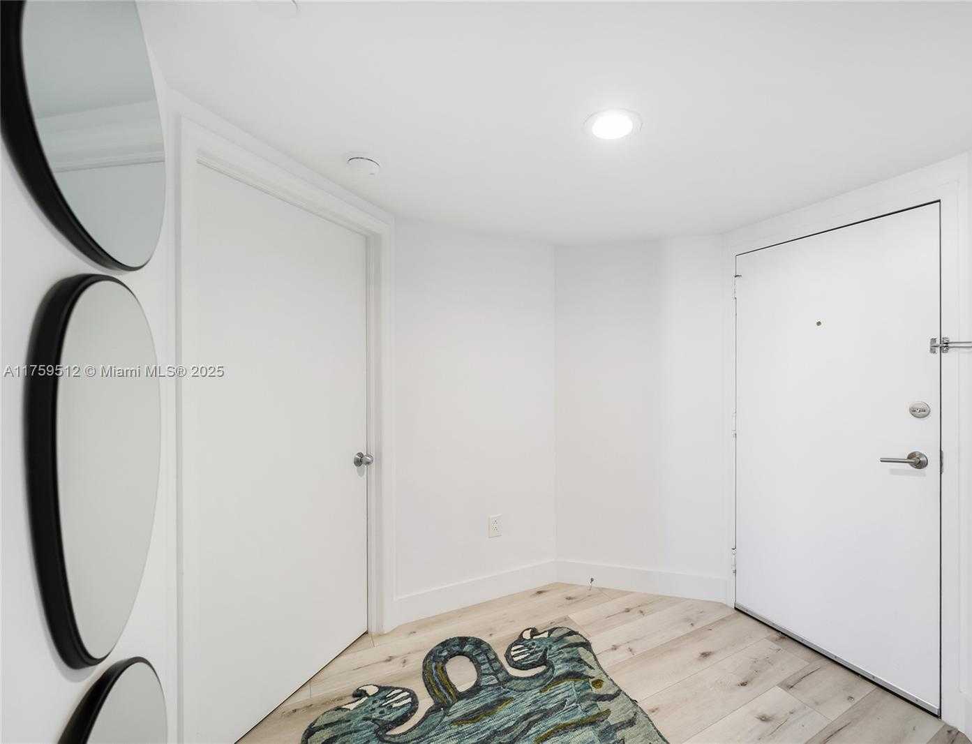 Small Image of 1330 WEST AVE #1503, Miami Beach Number 19
