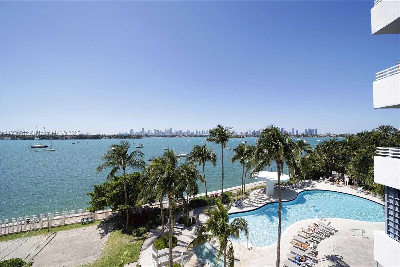 Small Image of 1330 WEST AVE #1503, Miami Beach Number 32
