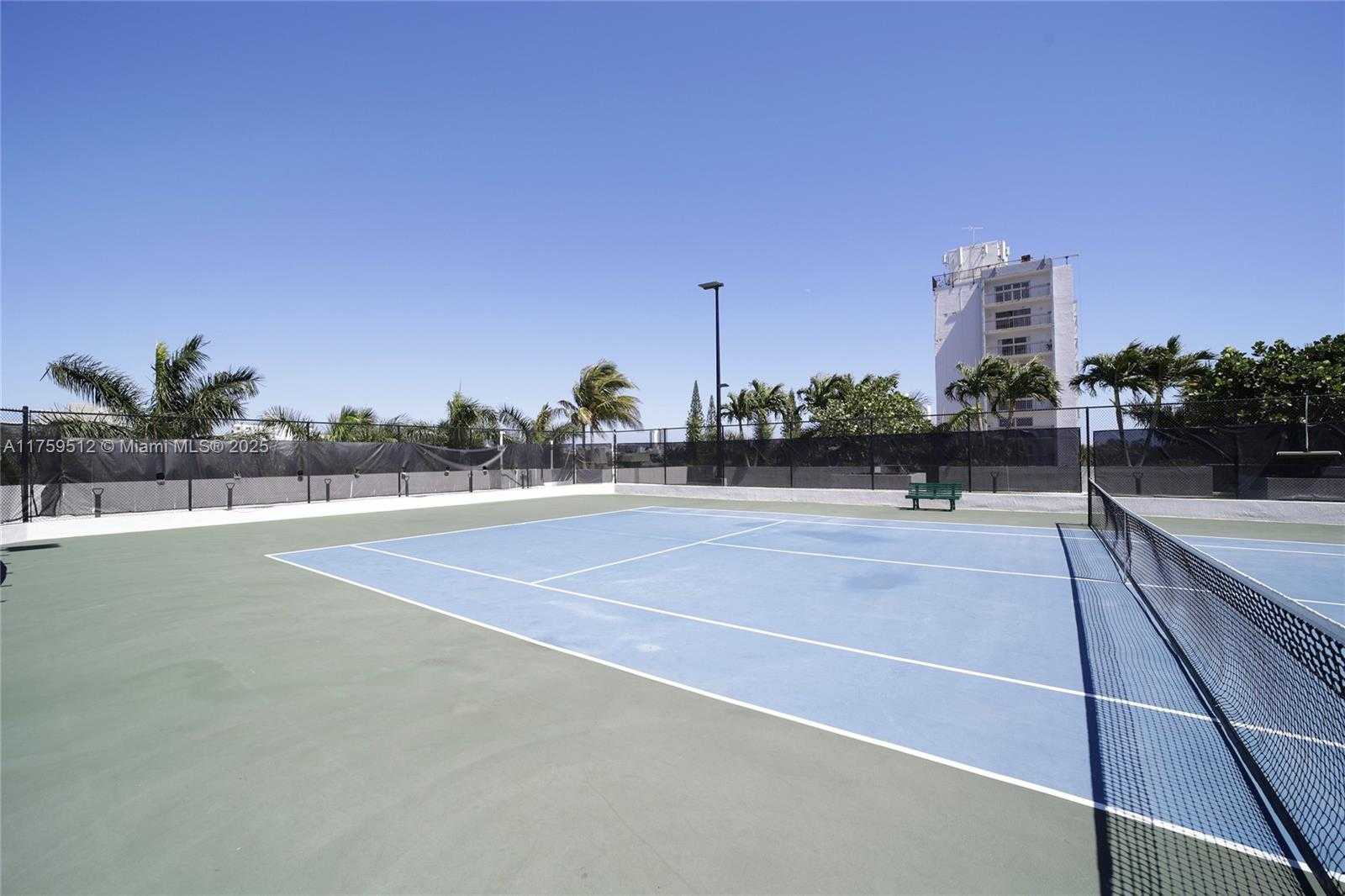Small Image of 1330 WEST AVE #1503, Miami Beach Number 40