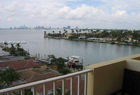 Small Image of 1455 NORTH TREASURE DR #4O, North Bay Village Number 4