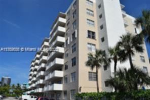 Small Image of 1455 NORTH TREASURE DR #7L, North Bay Village Number 6