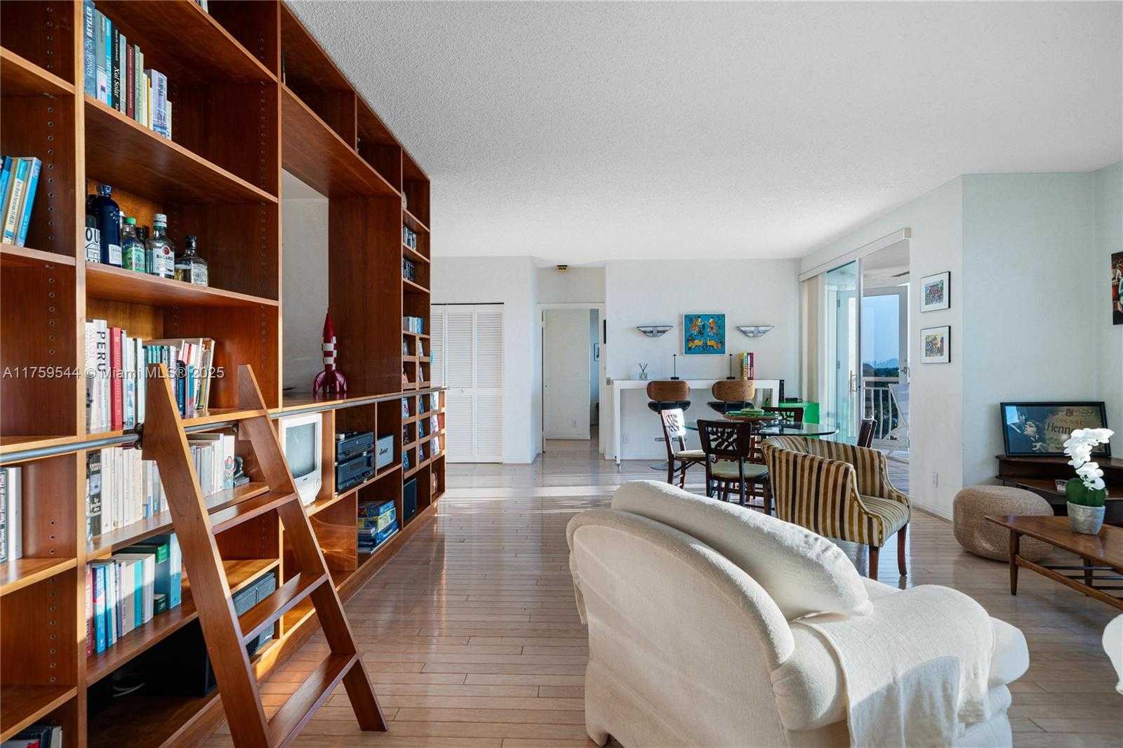 Small Image of 10140 WEST BAY HARBOR DR #PH3, Bay Harbor Islands Number 13
