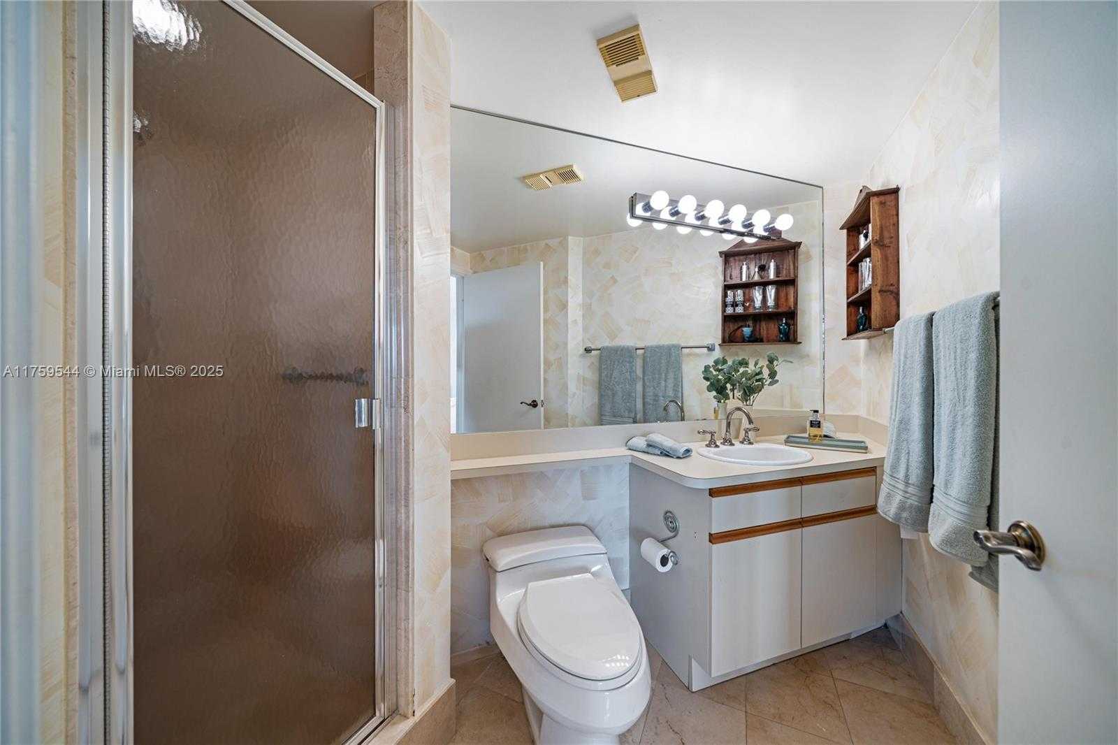 Small Image of 10140 WEST BAY HARBOR DR #PH3, Bay Harbor Islands Number 26