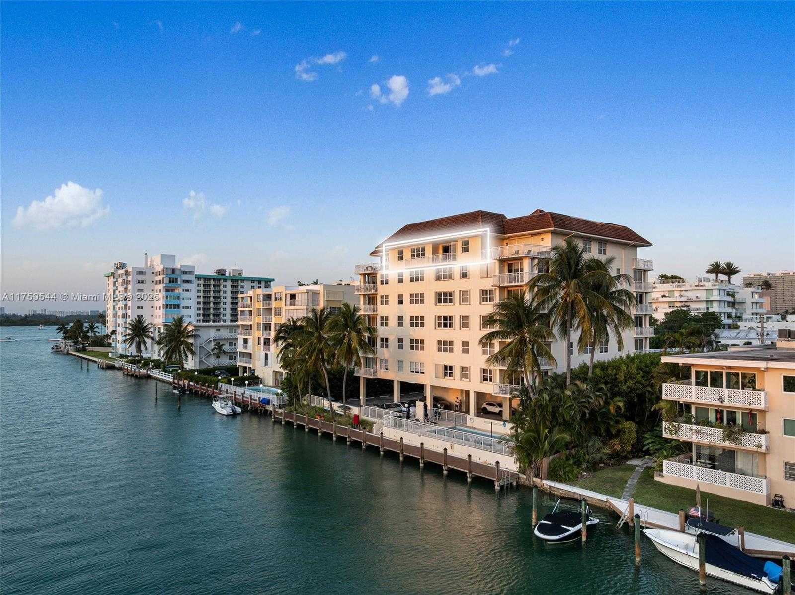 Small Image of 10140 WEST BAY HARBOR DR #PH3, Bay Harbor Islands Number 9