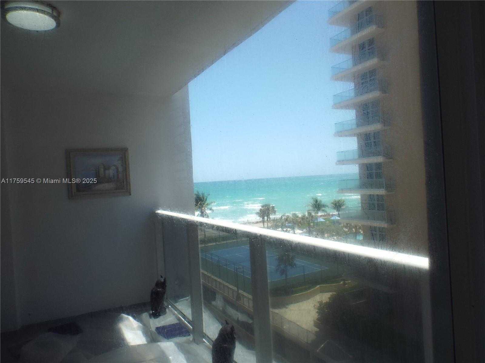 Small Image of 1904 SOUTH OCEAN DR #604, Hallandale Beach Number 10