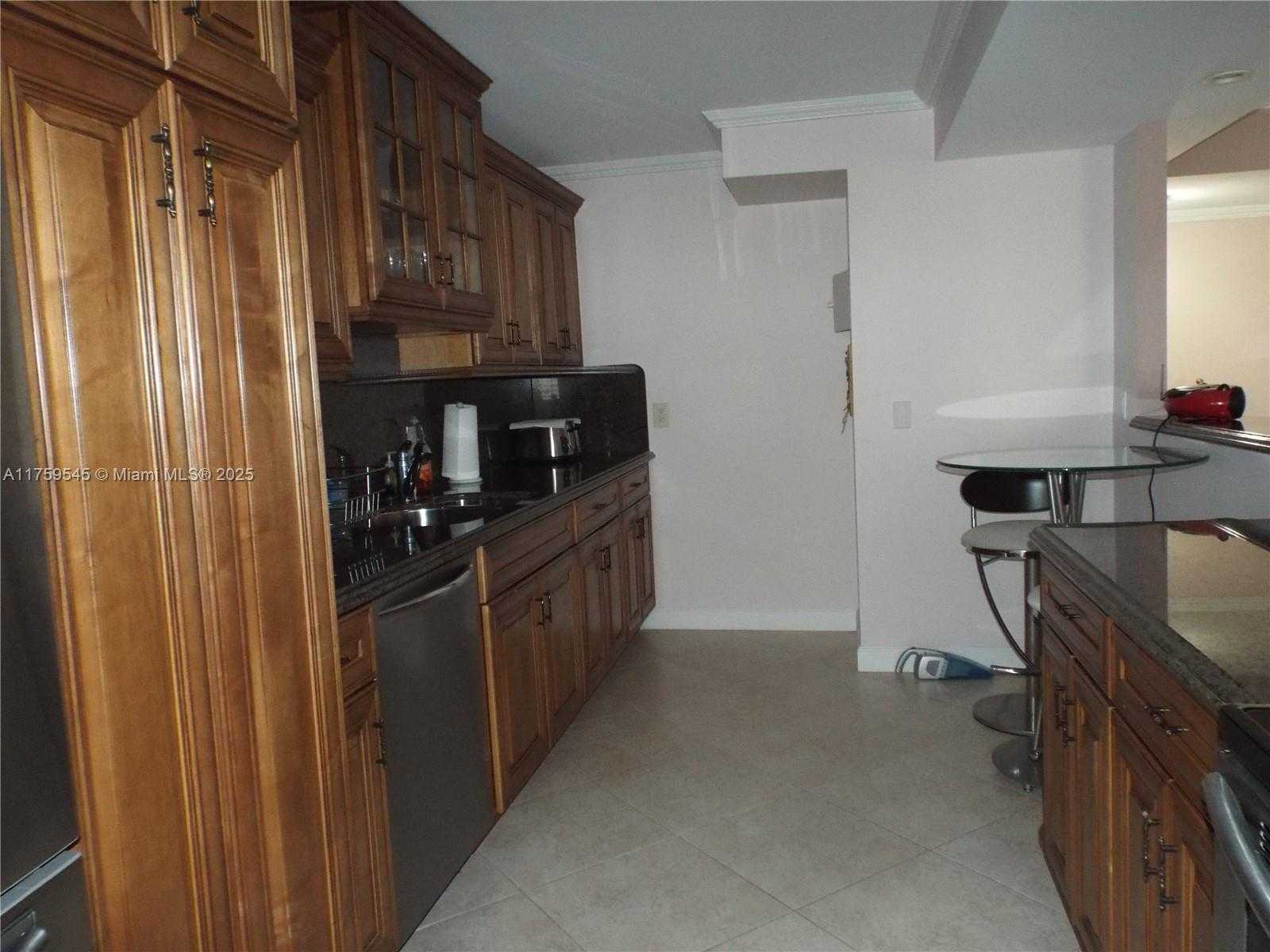 Small Image of 1904 SOUTH OCEAN DR #604, Hallandale Beach Number 21