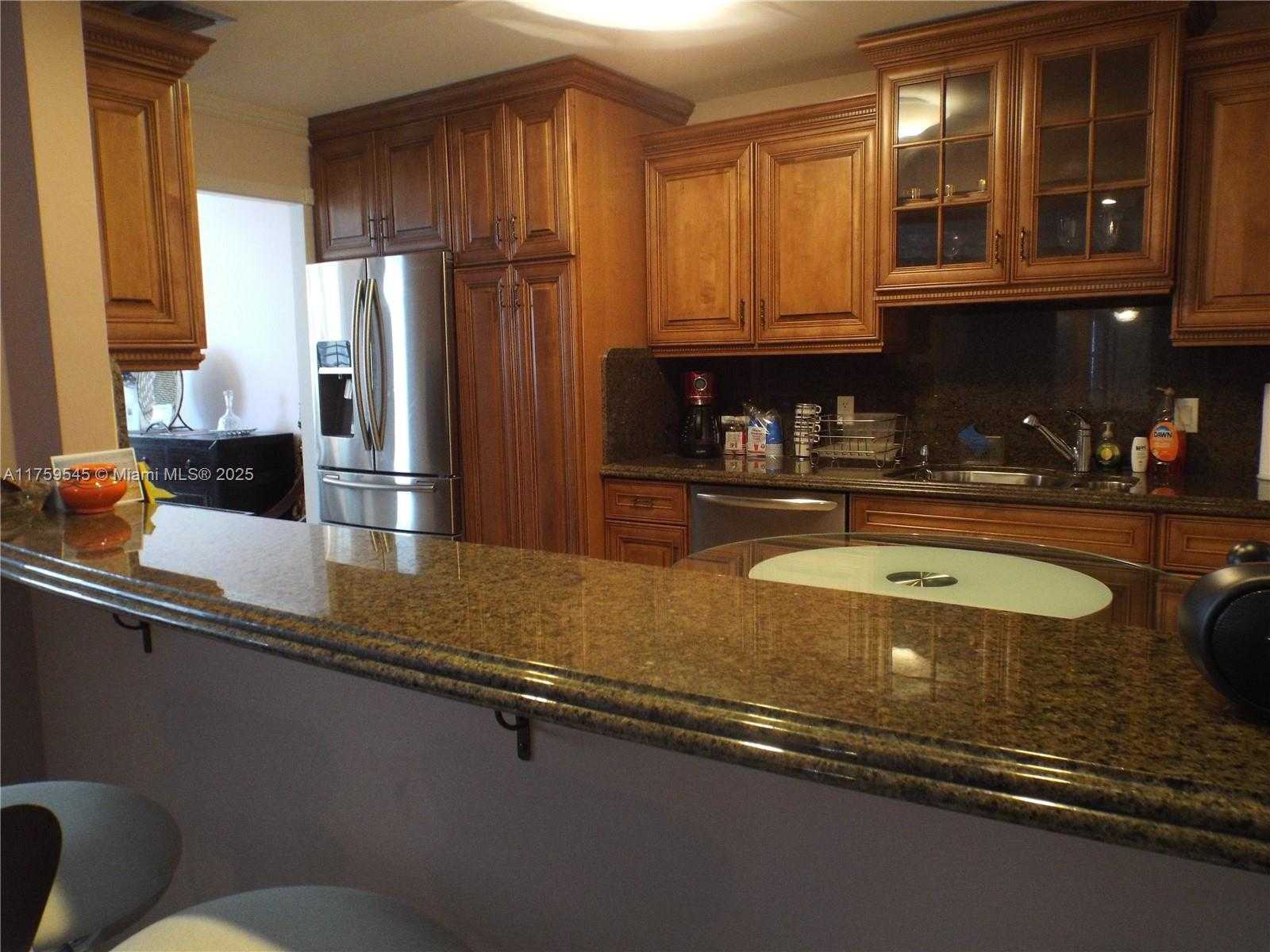Small Image of 1904 SOUTH OCEAN DR #604, Hallandale Beach Number 5