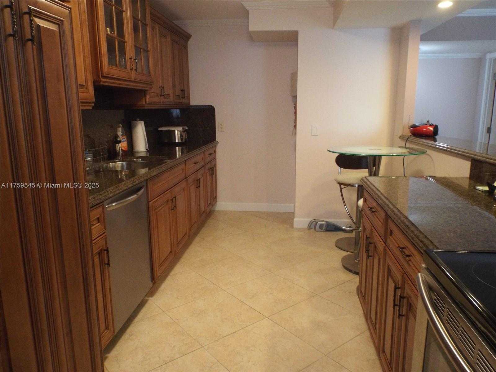 Small Image of 1904 SOUTH OCEAN DR #604, Hallandale Beach Number 6
