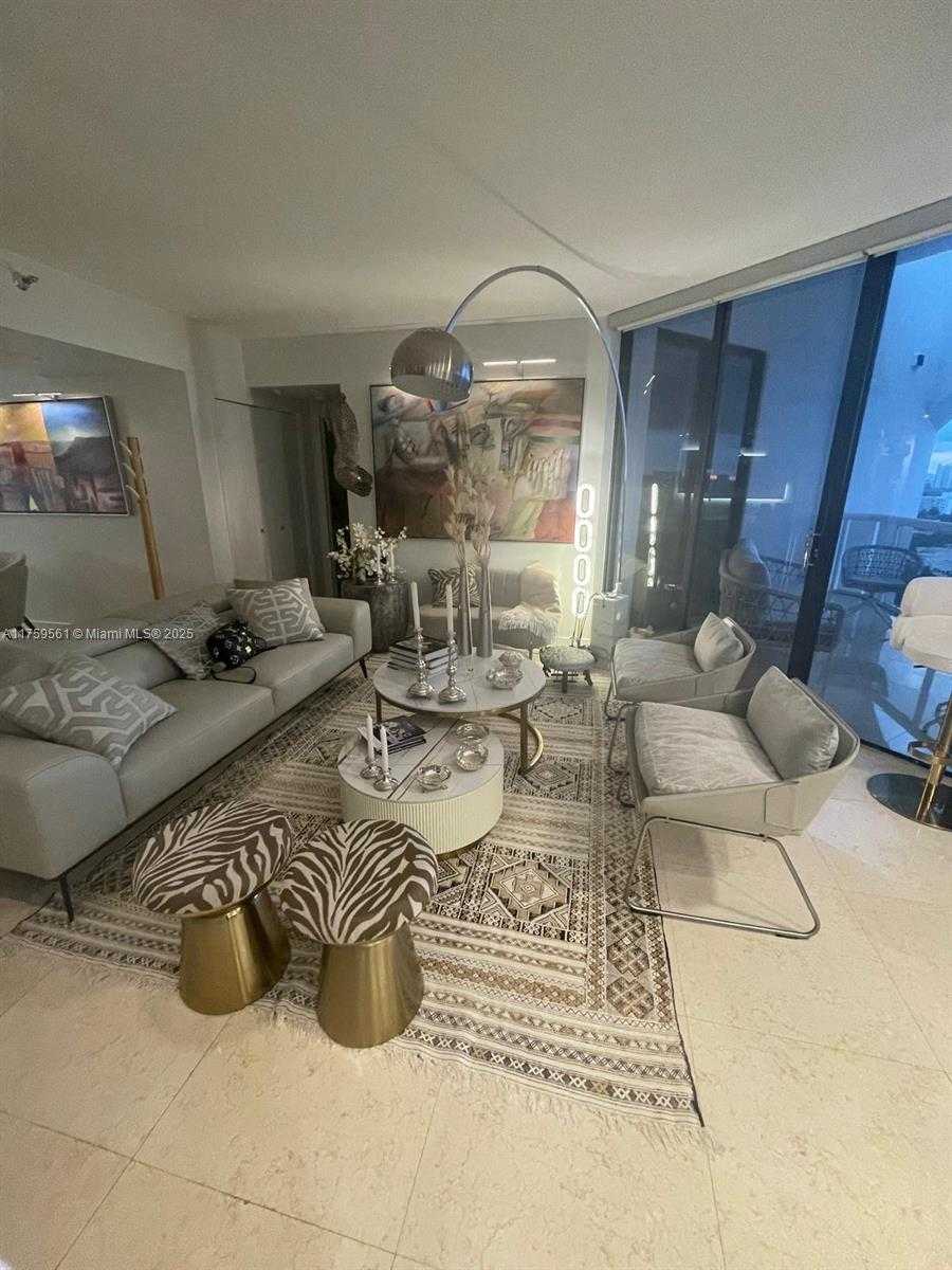Small Image of 3610 YACHT CLUB DR #1510, Aventura Number 16