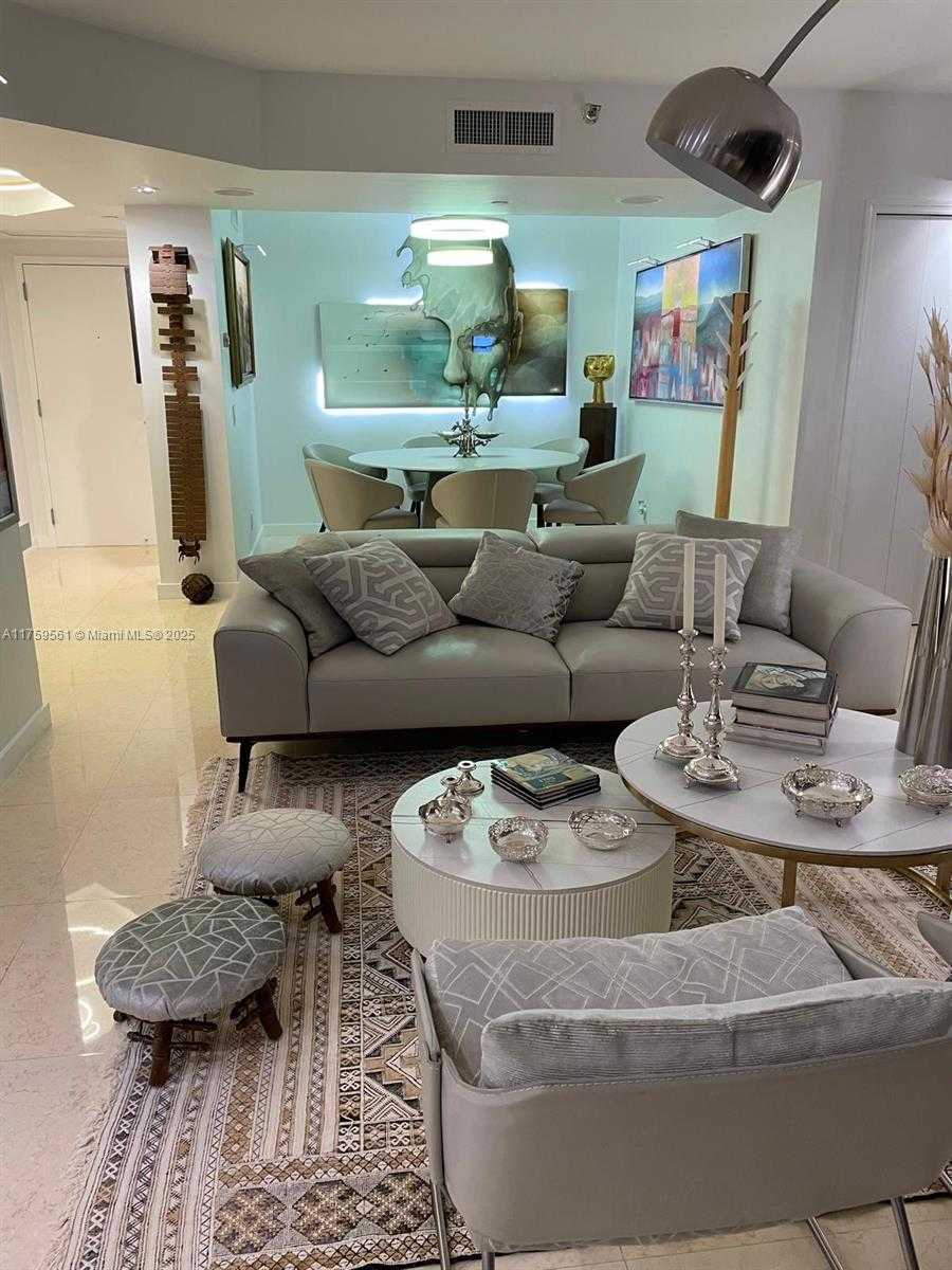 Small Image of 3610 YACHT CLUB DR #1510, Aventura Number 22