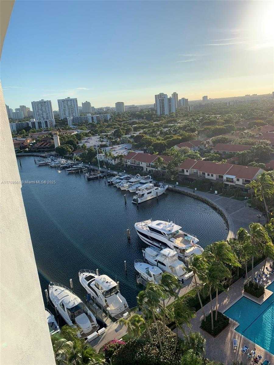 Small Image of 3610 YACHT CLUB DR #1510, Aventura Number 33