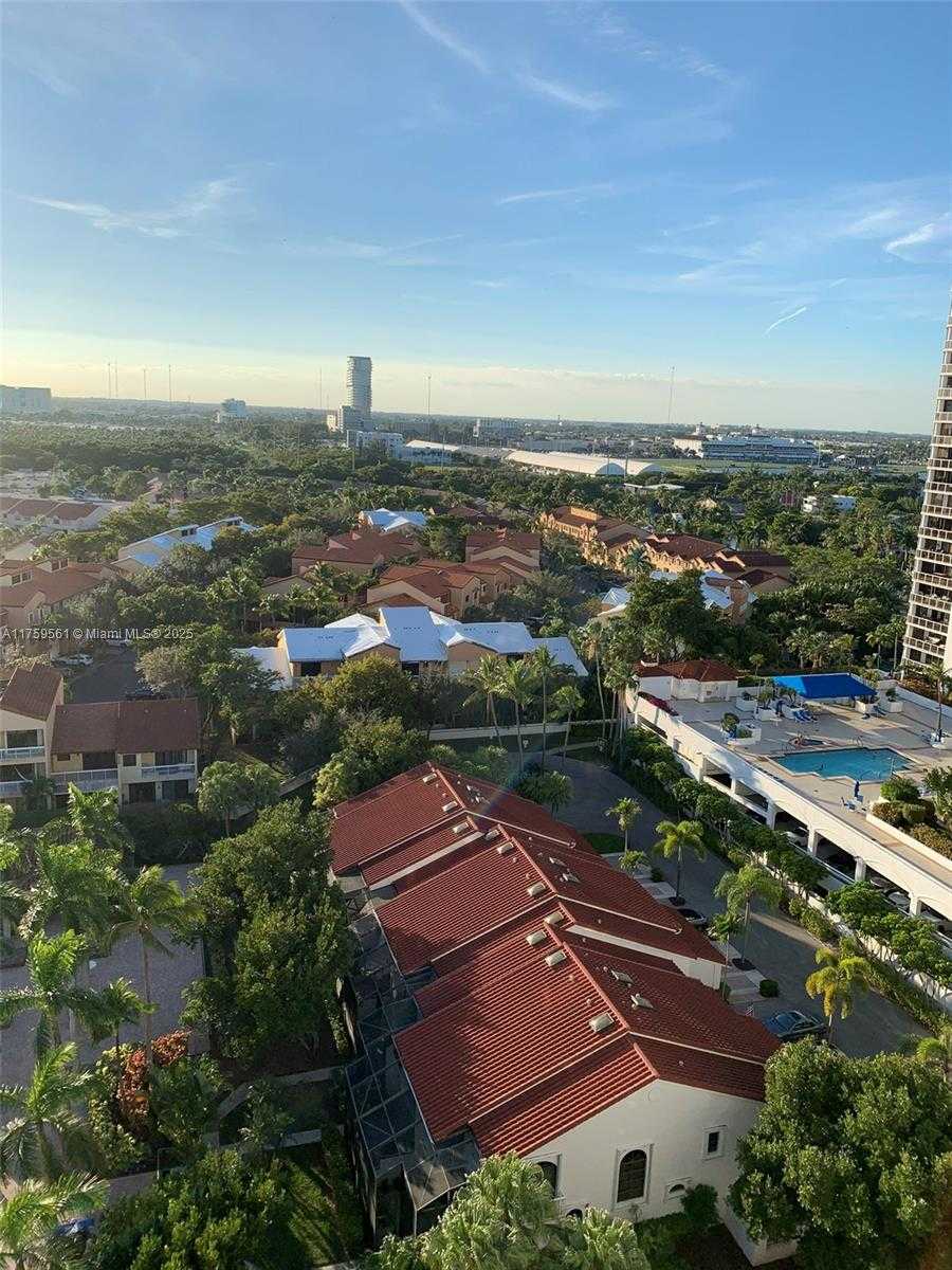 Small Image of 3610 YACHT CLUB DR #1510, Aventura Number 48