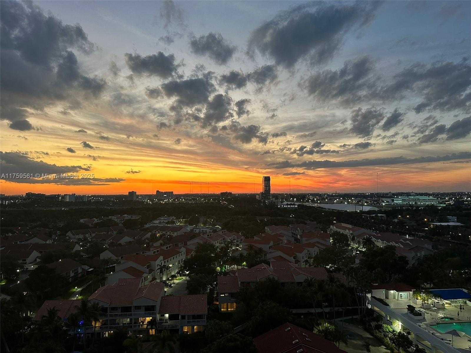 Small Image of 3610 YACHT CLUB DR #1510, Aventura Number 52